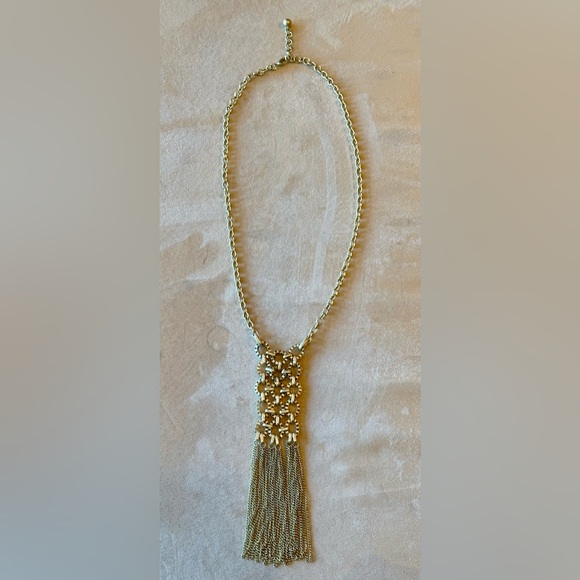 Vintage Goldtone tassel long fringe bib necklace. Statement piece! EUC - Picture 2 of 9